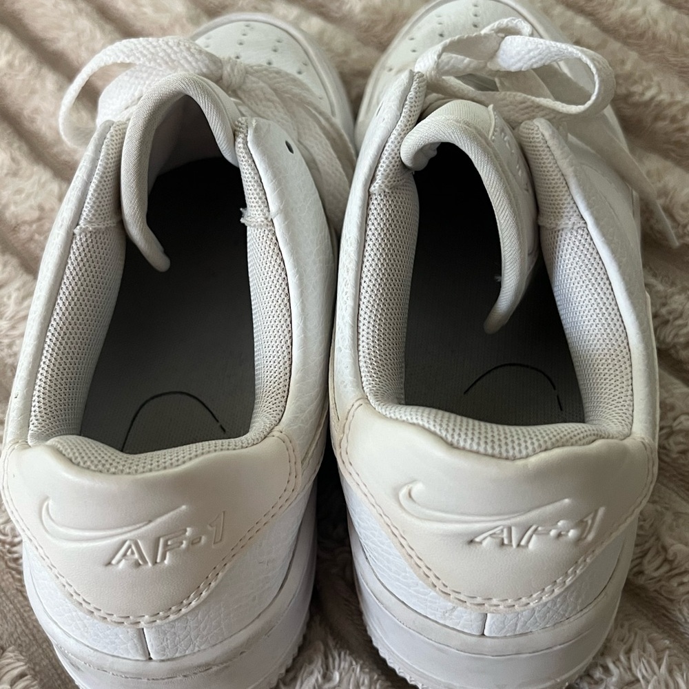 Platform NIKE Air Force 1’s - Picture 3 of 7